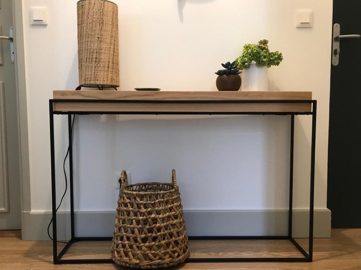 Nimes , Appartement Renove Dans Immeuble Classe. ภายนอก รูปภาพ